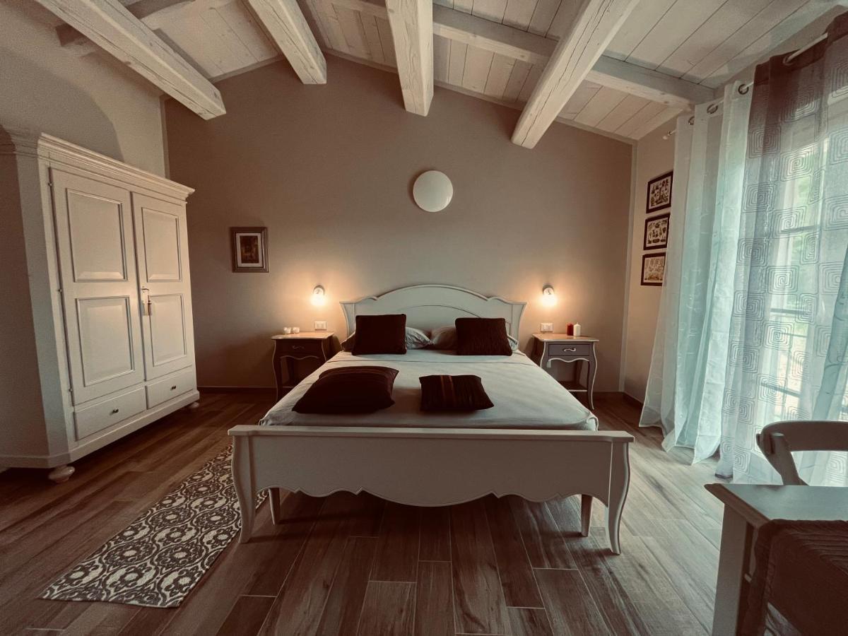 B&B Il Vecchio Molino Quercianella Exterior foto