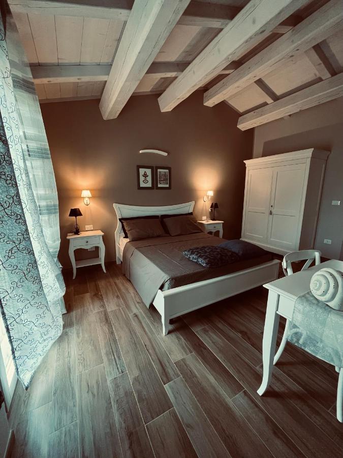 B&B Il Vecchio Molino Quercianella Exterior foto